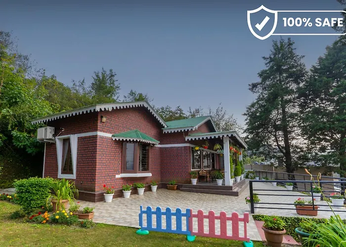 Saffronstays Gardens On The Lake - 2Br Pet & Elderly-Friendly Lakefront Villa With Lawns, Bonfire & Kitchenette Near Nainital Bhimtal